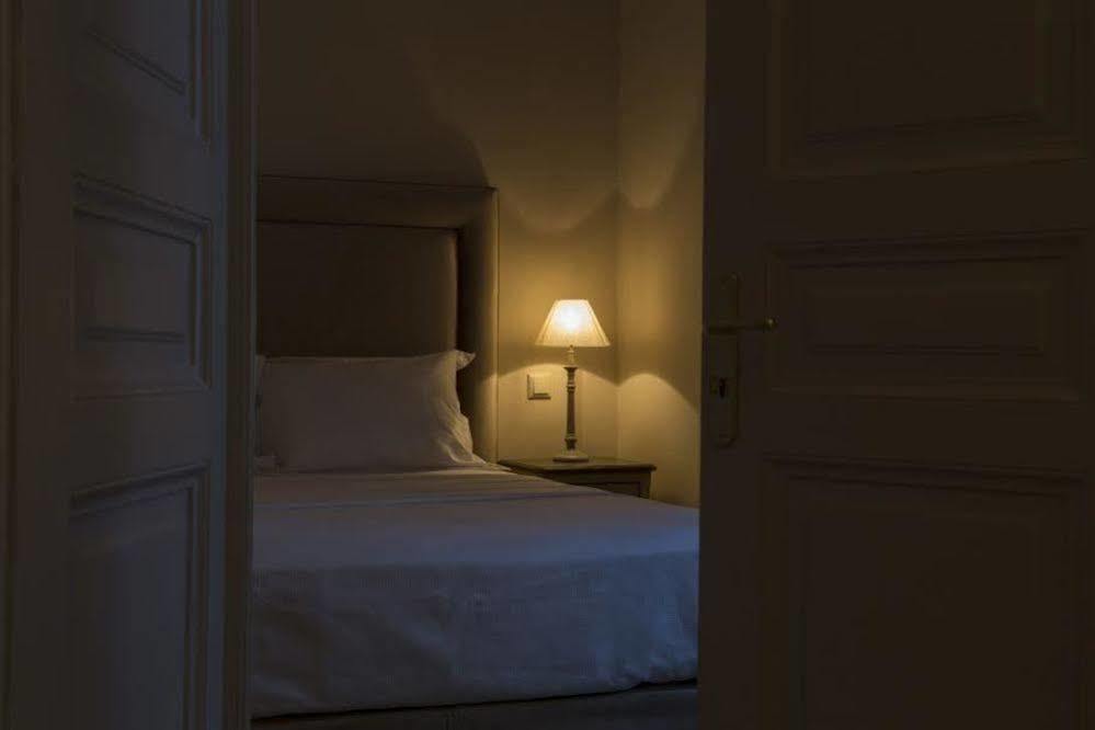 Home & Art Suites Athene Buitenkant foto