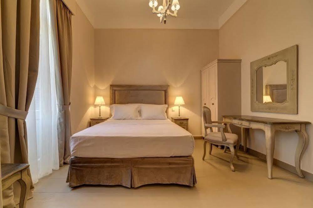 Home & Art Suites Athene Buitenkant foto