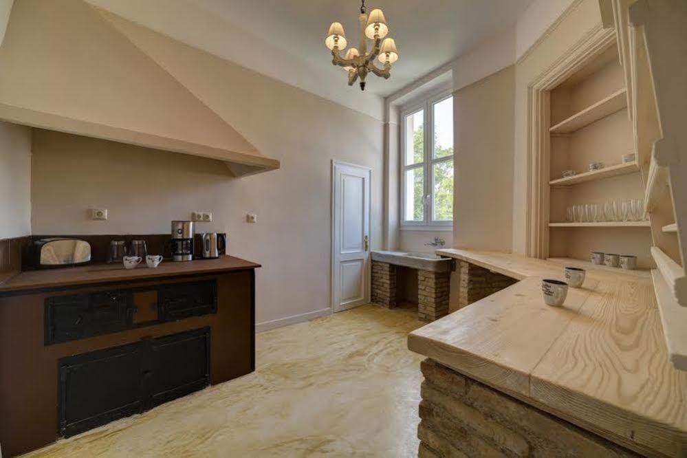 Home & Art Suites Athene Buitenkant foto