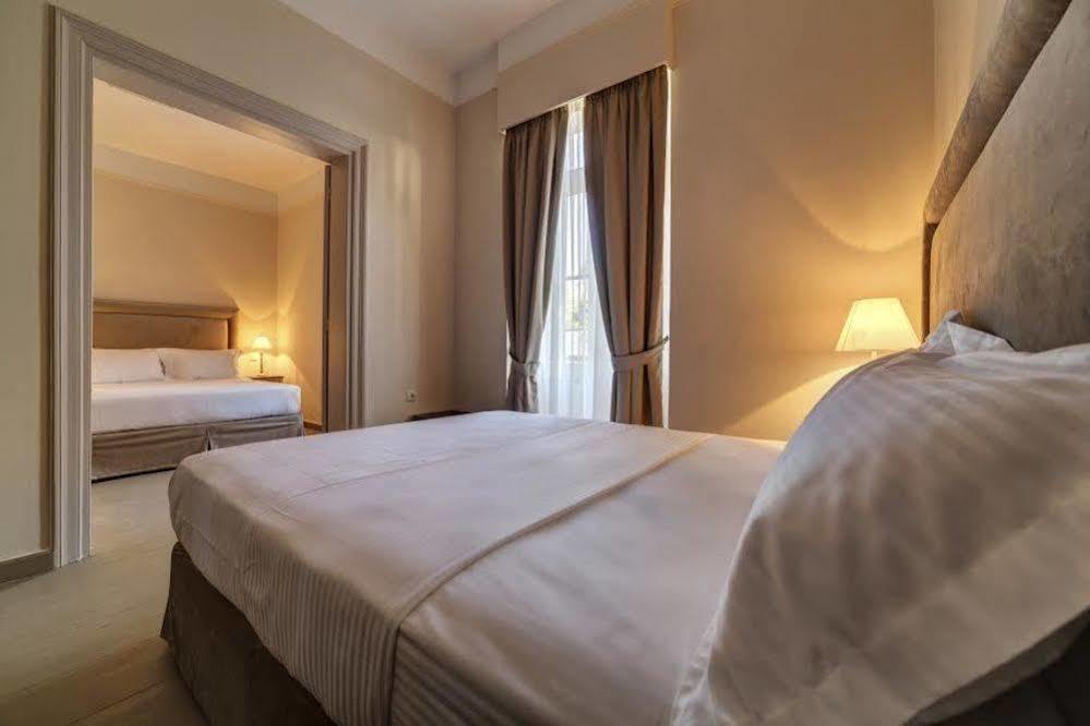 Home & Art Suites Athene Buitenkant foto