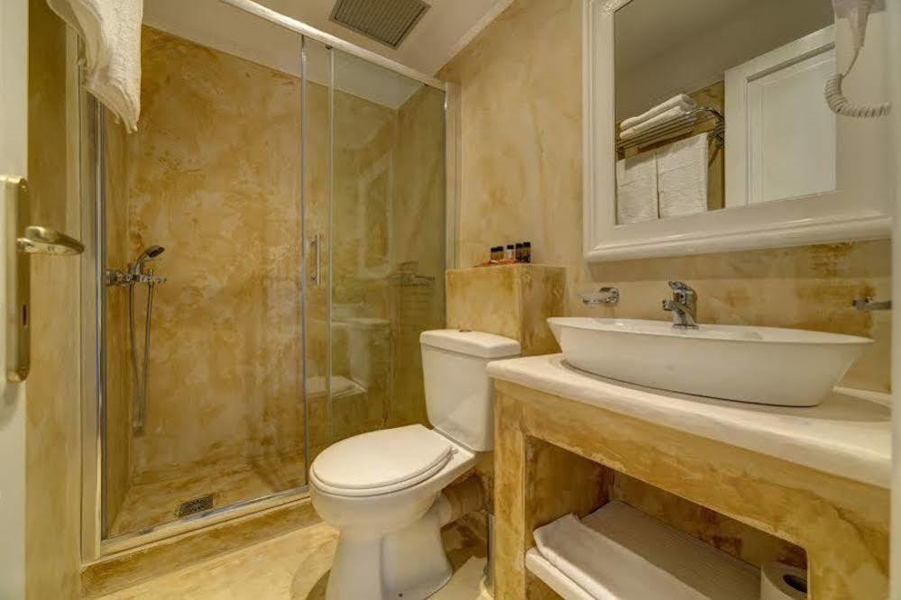 Home & Art Suites Athene Buitenkant foto